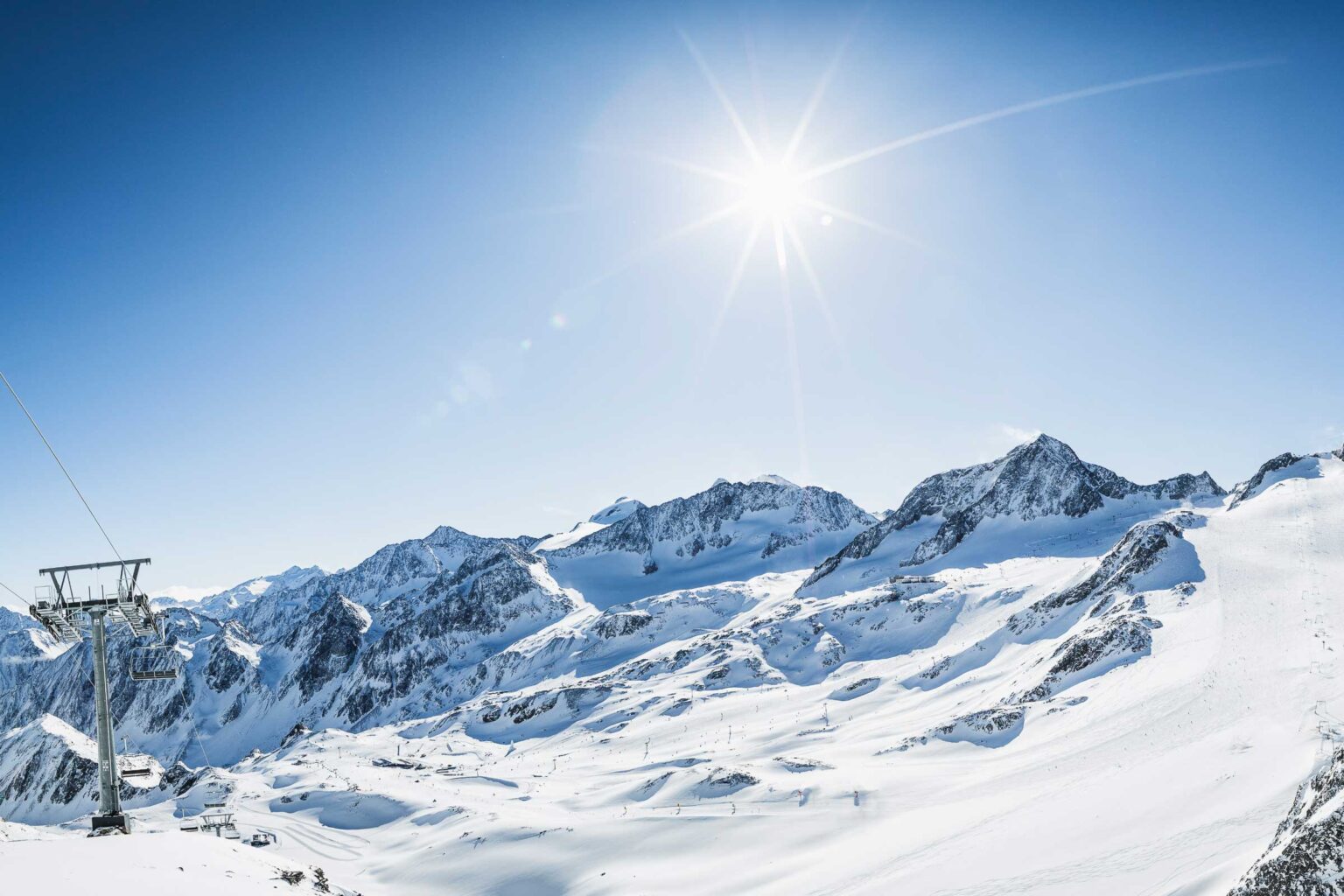 Der Stubaier Gletscher ist das größte Gletscherskigebiet Österreichs.